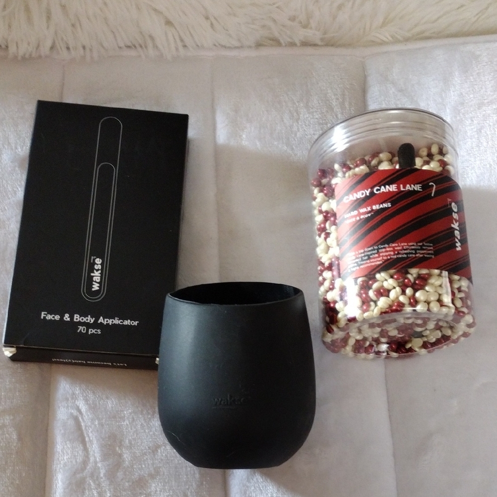 Wakse Face & Body Applicator with Candy Cane Lane Wax Beans